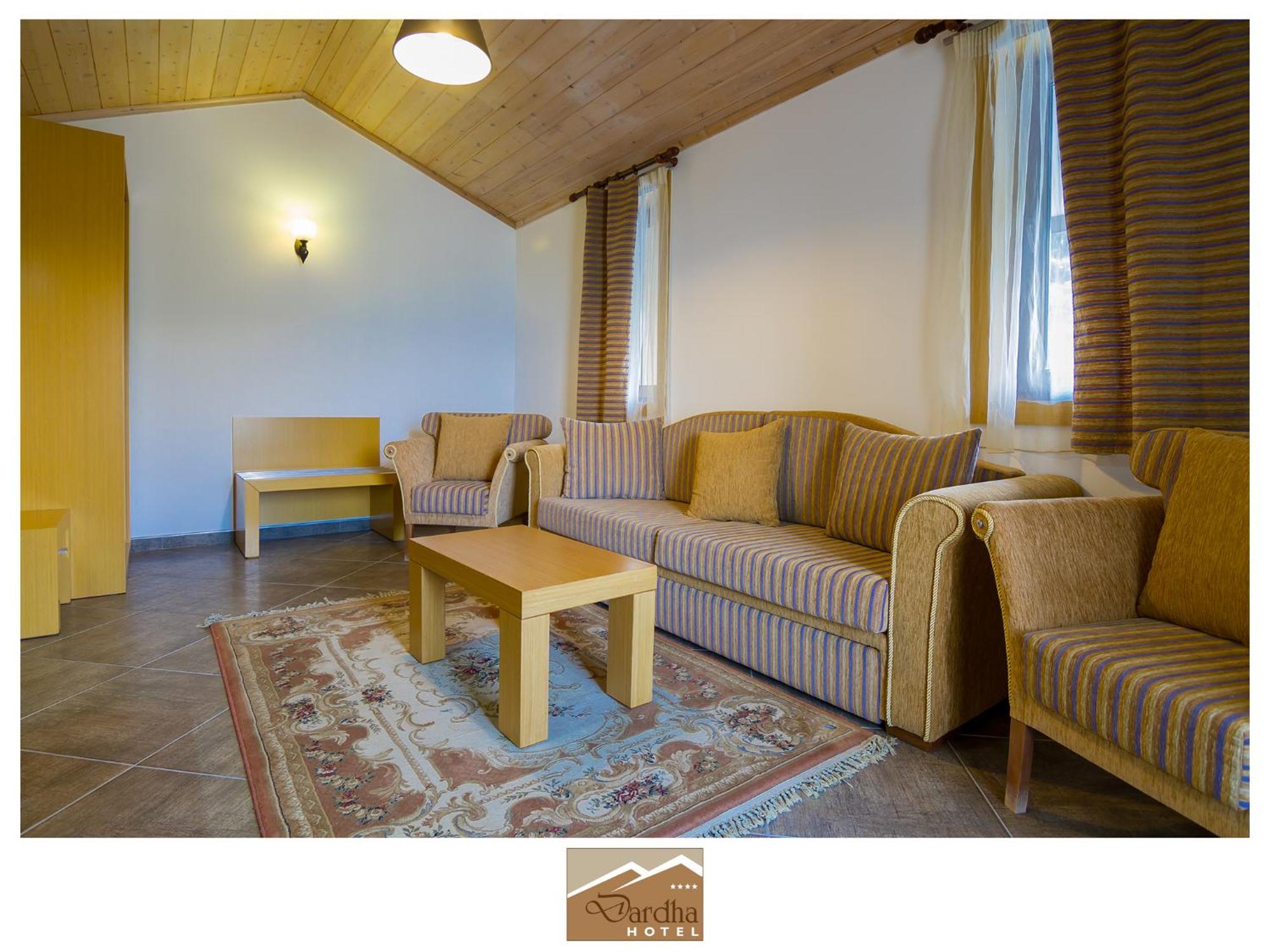 Hotel Dardha Habitación foto